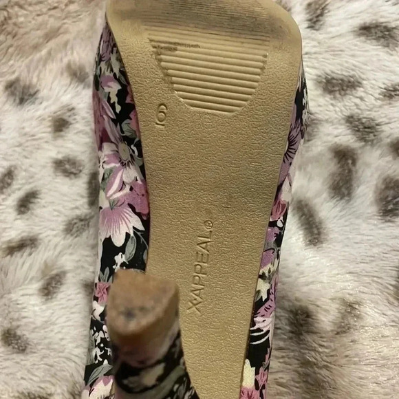 X•Appeal Heels - Picture 6 of 6